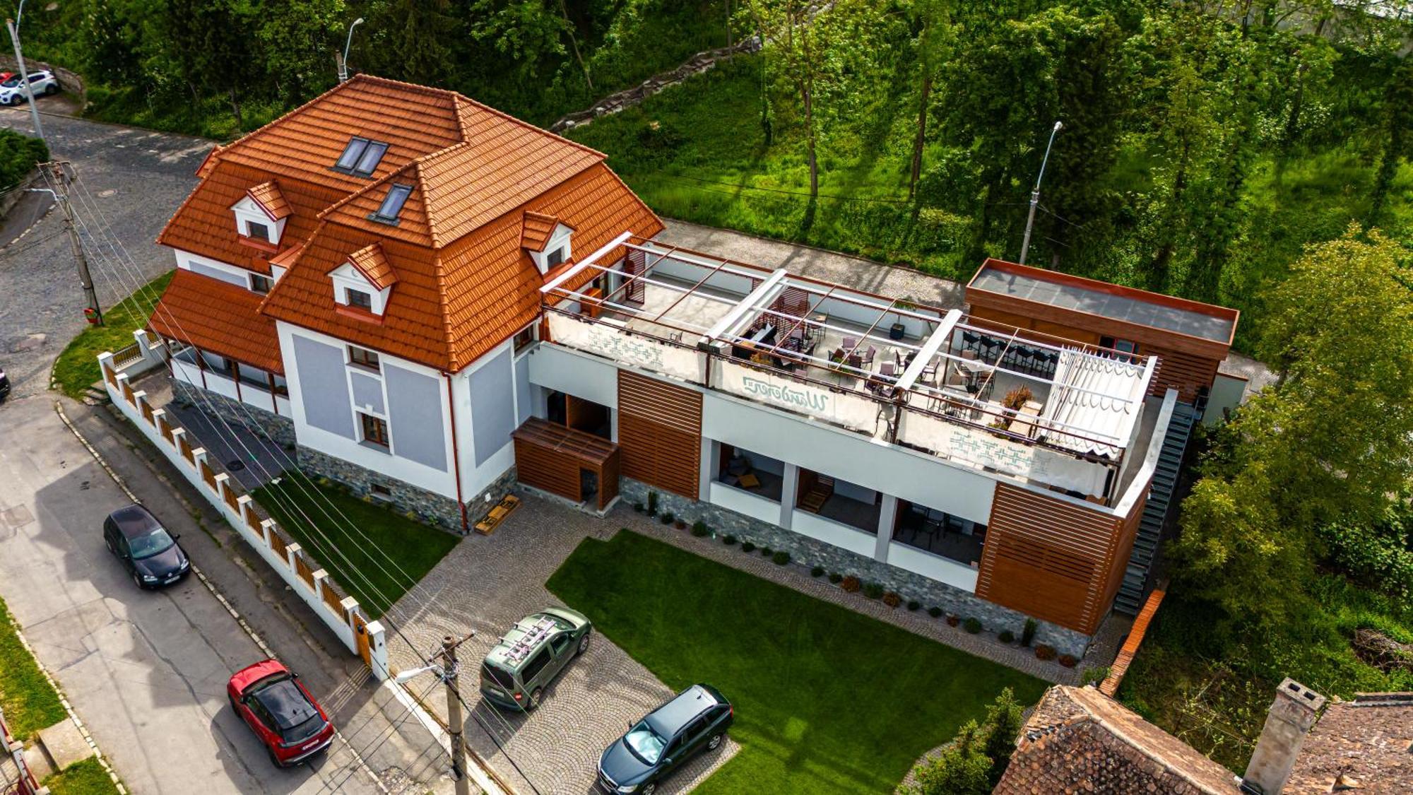 Wanderer Sighisoara Hotel Exterior photo